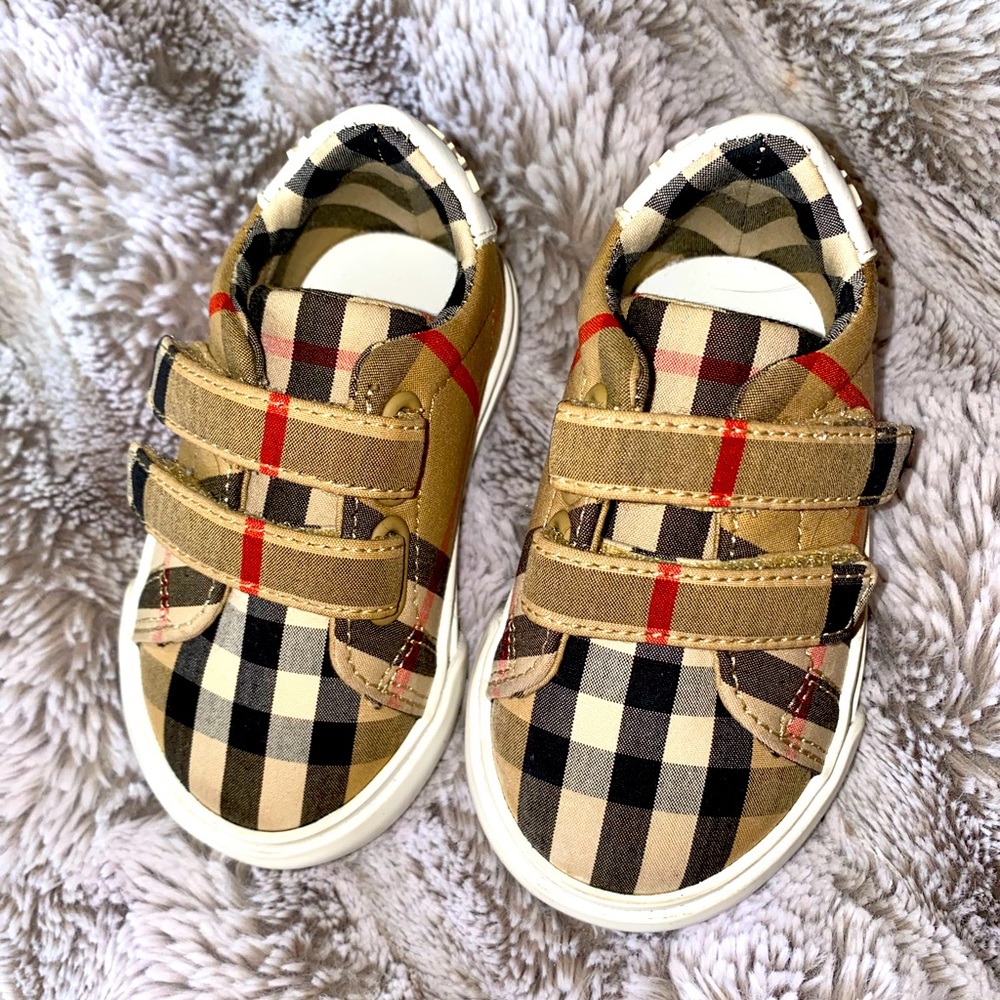 Burberry Sneakers